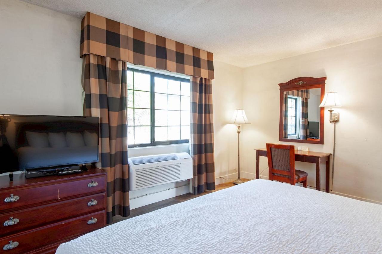 Studio City Court Yard Hotel Ngoại thất bức ảnh